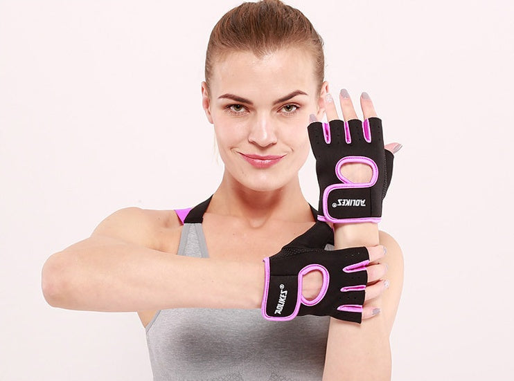 Half glovesMaterial: lycra/silica gel shock absorbing particles
 
 
 Product name: sports breathable non-slip gloves
 
 
 Style: breathable and non-slip
 
 
 Color: rose/grey/bHalf gloves