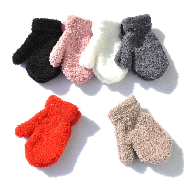 Warm Knitted Gloves Winter Halfproduct information:
 
 Material: knitted
 
 Use classification: clothing gloves
 
 Applicable gender: neutral/male and female
 
 Function: Keep warm
 
 Pattern: sinWarm Knitted Gloves Winter Half Plus Fleece Gloves