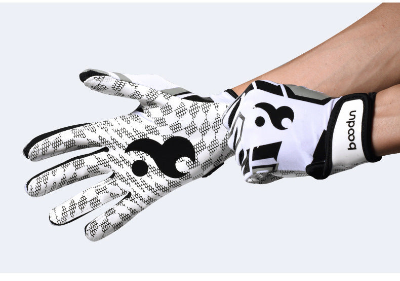 American Football Rugby Gloves Outdoor Silicone SportsProduct Information:Item No.: C281071YY Body material: Super fiber Applicable people: Adults Applicable sports: Football, rugby, baseball Applicable scenarios: SportAmerican Football Rugby Gloves Outdoor Silicone Sports Non-slip Catchi