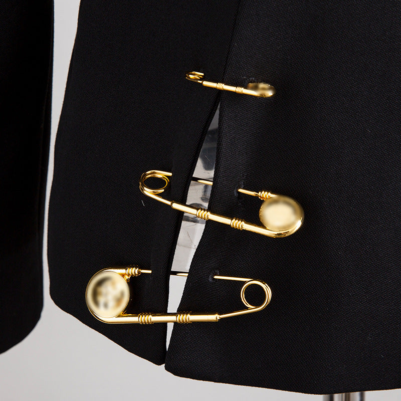 Hollowed-out pin coats